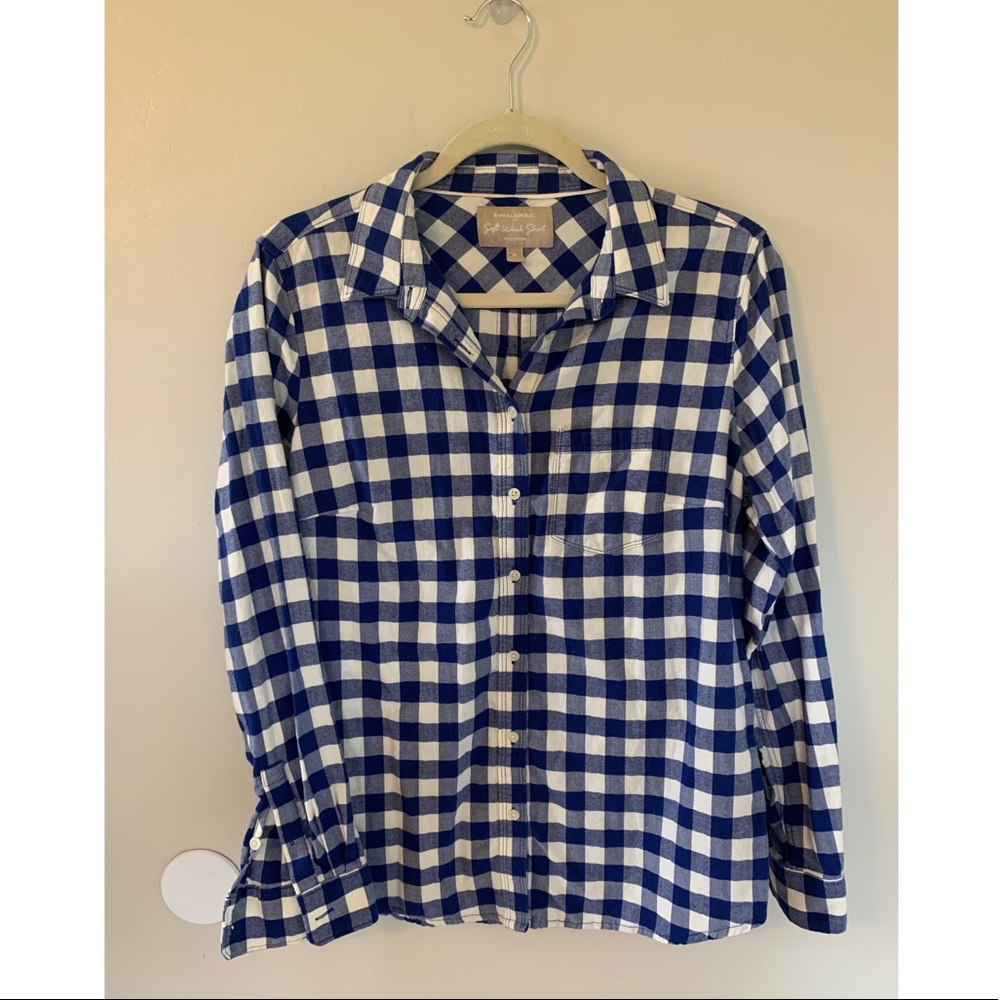 Banana Republic Plaid Soft Wash Button down Shirt